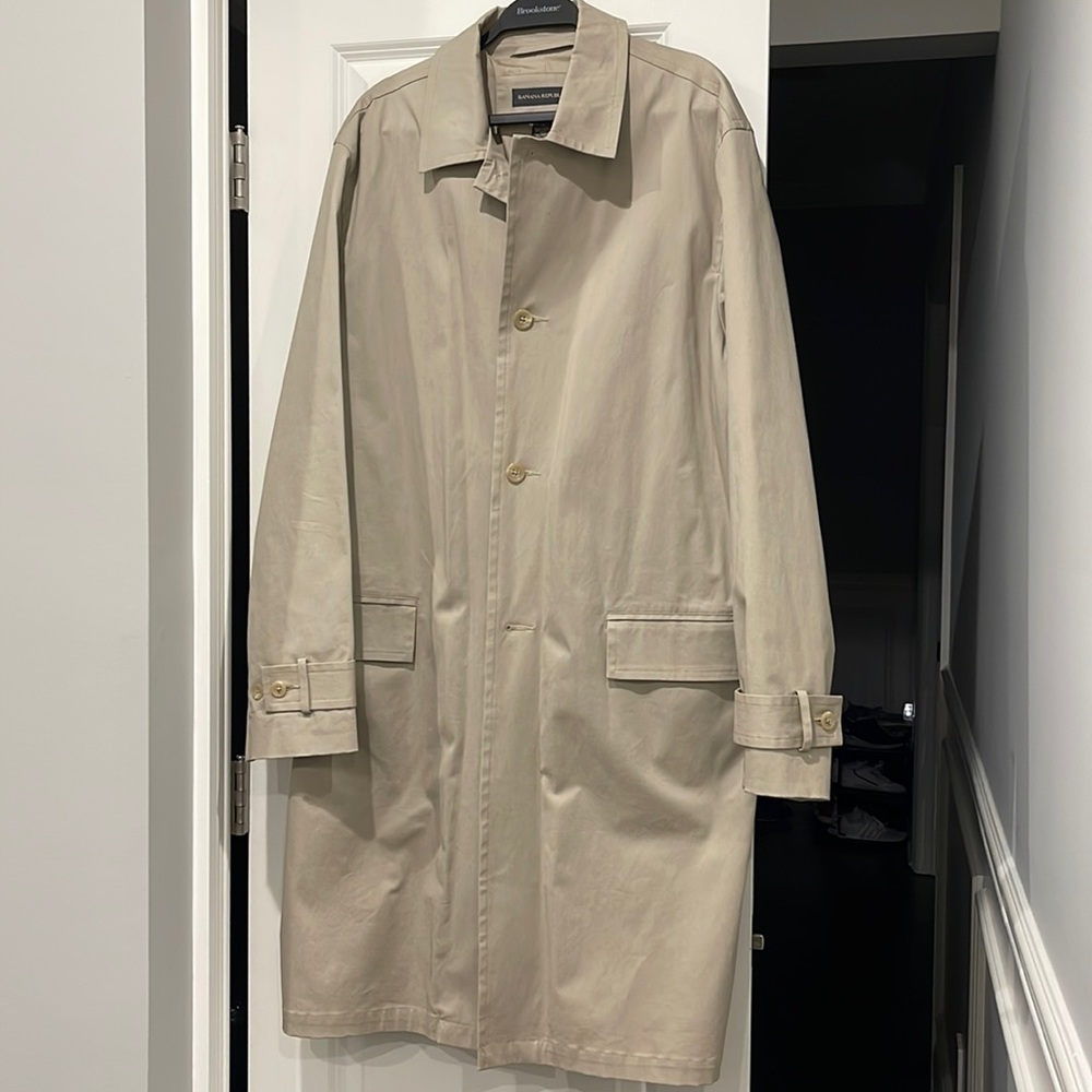 Banana Reupiblic Men’s Tan Trench Coat XL